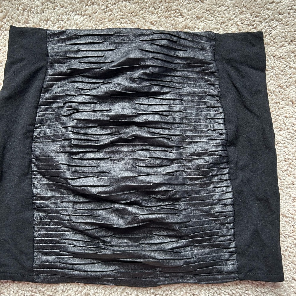Bella Ragazza Black Ruched Mini Skirt